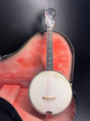 Banjolele ténor vintage années 1920 ukulélé dans étui 15 frettes à restaurer - Photo 1/4