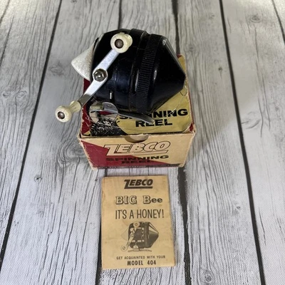 Vintage Zebco Model 404 "BIG Bee" Spincast Fishing Reel Made in the USA. - Image 1 of 4