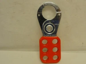 206086 New-No Box; Master 420 Steel Lockout Hasp; 1" (25mm) Jaw Clearance - Picture 1 of 3