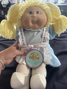 Cabbage Patch Kids World Traveler Holland Figure Doll Coleco 1985 blonde girl - Picture 1 of 18