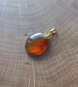 PENDANT Oval Genuine BALTIC AMBER Multicolor 1.69g - Picture 1 of 6
