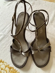 Chanel Strappy Stiletos in gray reptile, satin with silver charm pieces - 37.5 - Picture 1 of 9