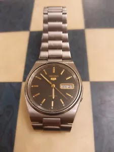 Seiko 7S260520 21 Jewels Automatic Bracelet Watch French English Day Black Dial* - Picture 1 of 12