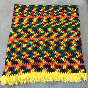 Manta vintage hecha a mano afgana tejida arco iris orgullo flecos tiro 48"x58" - Imagen 1 de 5