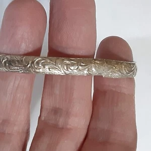 Precioso brazalete floral tono plata acabado antiguo - Imagen 1 de 2