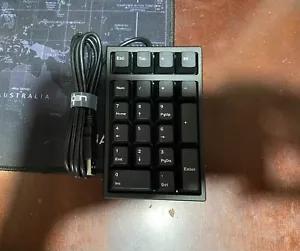 Leopold FC210TP PD Mechanical Numpad Blue (Click) Switch Black - Picture 1 of 1