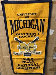 University of Michigan Wolverines Hockey 1998 National Champions Filz Banner - Bild 1 von 8