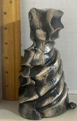 Suporte exclusivo para caneta-tinteiro Spirit Of Gaudi # 0045/1000 (caneta não incluída - Imagem 1 de 4