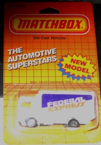 2 KONVOLUT VINTAGE MATCHBOX FAHRZEUGE 1983 1986 GUTE LAUNE FEDERAL EXPRESS DIECAST - Bild 1 von 2
