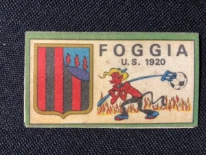 FIGURINA CALCIATORI PANINI 1970/71 SCUDETTO FOGGIA NUOVO CON VELINA - Picture 1 of 2