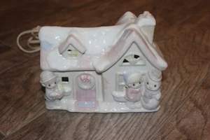 Vintage 1994 Precious Moments Sugar Town Sam House Christmas Light-Up Luminary - Picture 1 of 8
