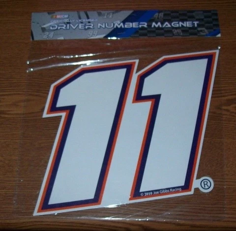 DENNY HAMLIN #11 10X9 R&R DRIVER NUMBER MAGNET Cover