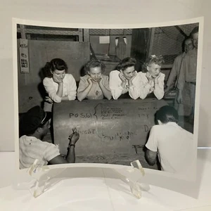 WWII CABOOSE McDonnell Douglas AIRCRAFT A-20 Bomber Wings 4+ Female Employees CA - Picture 1 of 6