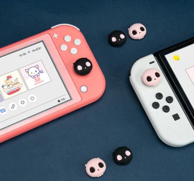 GeekShare Thumb Grip Caps for PS4/PS5/NS PRO/XBOX ONE/XSX/Switch/ Lite/OLED 4PCS - Image 1 of 4