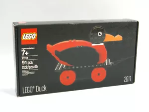 LEGO 2011 Employee Exclusive: Duck 2011 Original Rare From Japan F/S - Picture 1 of 4