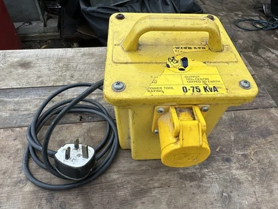 Used 110v Site Transformer -  0.75KVA - Single Socket - GWO - Herefordshire - Image 1 of 4