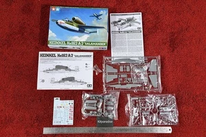 Tamiya 1/48 Heinkel He162 A-2 "Salamender" - 61097 - Bild 1 von 1