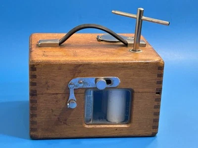 Antique Vintage GERMAN BENZING PIGEON Timer Clock Wooden Box - Image 1 of 4