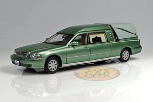 2009 Lincoln Town Car Eagle Coach Hearse - Green 1:43 Esval Models EMUS 43022A - Picture 1 of 2