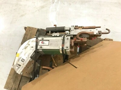 TG Systems GTS-2166 версия Роботизированный точечный сварочный пистолет B с трансформатором RoMan - Изображение 1 из 4