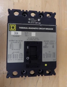 SQ-D 30 AMP FAL36030 3 POLIGER SCHUTZSCHALTER - Bild 1 von 2
