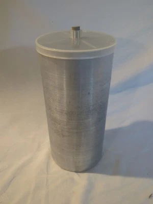 Bote y tapa de helado Rival de 6 cuartos de galón de 6" de diámetro 12" de alto Foto 1 de 4