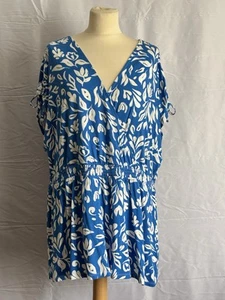 BNWT VERY Size 20 Blue and White Floral Short Sleeved Wrap Blouse Tunic Top - Picture 1 of 7