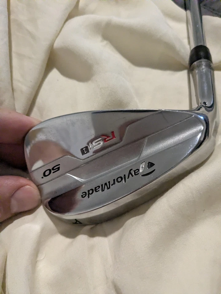 Mint Left Taylormade Rsi 1 Approach wedge. 50. stiff - Image 1 of 4