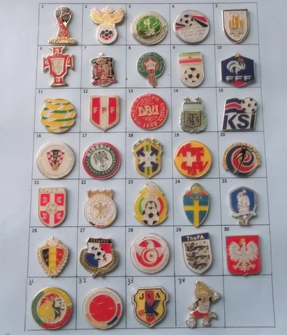 WORLD CUP 2018 RUSSIA FUTBOL SOCCER TEAM PIN'S (YOU PICK-YOUR CHOICE) PIN NN498 Cover