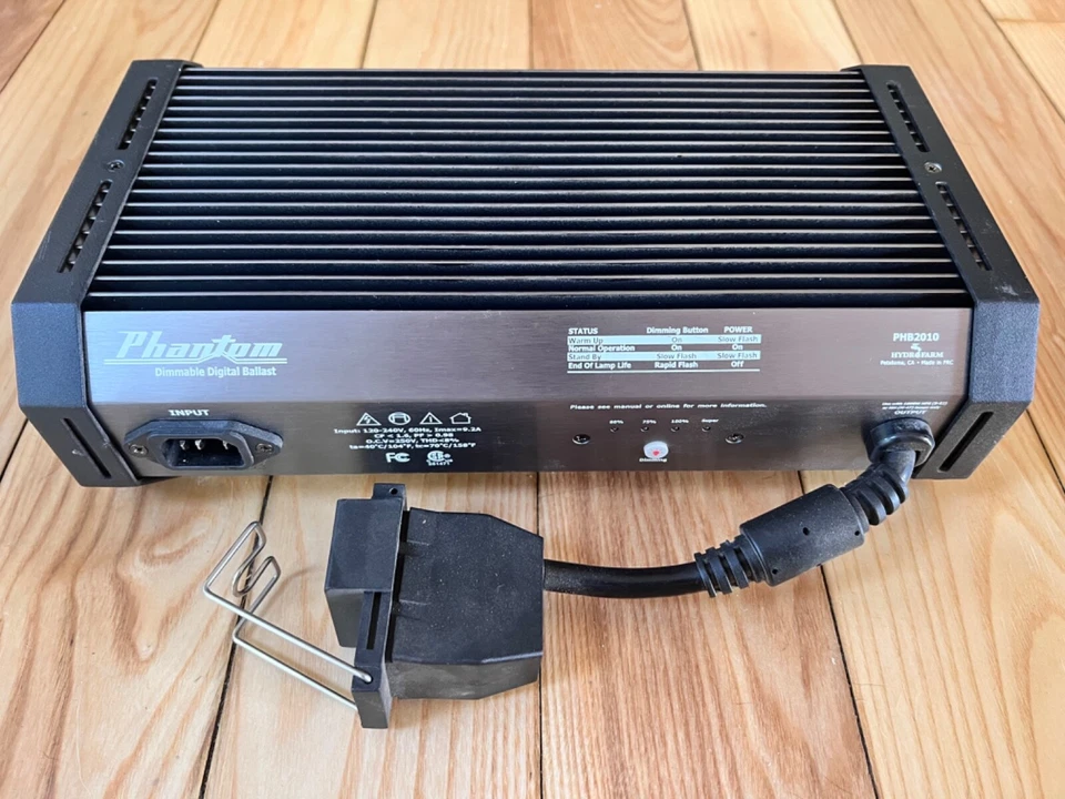 Phantom Pad PHB2010 1000W Dimmable Digital Ballast. Lightly used.  - Image 1 of 1