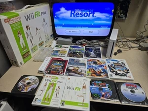 Nintendo Wii RVL-001 *Console Bundle w/ 2 Controllers & Wii Fit & Games TESTED * - Picture 1 of 17