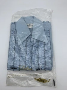 Camicia smoking vintage Delton uomo taglia 14/33 blu con volant e colletto ballo NOS - Foto 1 di 3