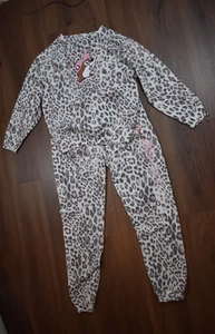 Buc-ees Girls Fleece All Over Leopard Print Graphic Sweatshirt Youth Large Set - Picture 1 of 17