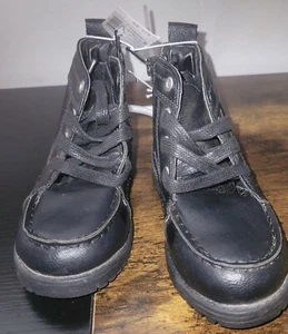 The Children's Place Black Faux Leather Lace Up Side Zip Boots Toddler Size 9 - Picture 1 of 5