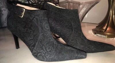 Женские туфли на высоком каблуке Ellen Tracy 3 дюйма на каблуке ботильоны с пряжкой на молнии черные 8,5 B Италия - Изображение 1 из 4