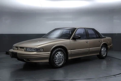 1994 Oldsmobile Cutlass  - Изображение 1 из 4