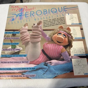 Miss Piggy’s Aerobique Exercise Vinyl Lp Workout Album 1982 Warner Bros  - Picture 1 of 5