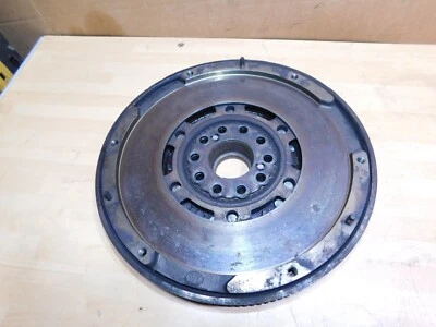 VAUXHALL 2.2 DTI Y22DTH SAAB 2.2 TID - DUAL MASS FLYWHEEL 90490859 - Image 1 of 4