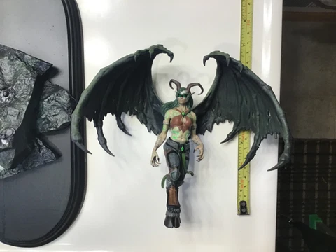 hand painted WoW warcraft 6.5 inch demon hunter figure with custom base Cover