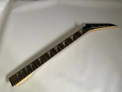 2006 Japón Jackson King V KE3 Guitarra de Arce Cuello Floyd Listo 24 Trastes Aleta de Tiburón Foto 1 de 4