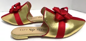 RARO Zapato Katy Perry Mujer EE. UU. Talla 6 The Stephanie Oro/Rojo Moño Sin Cordones Mulas - Imagen 1 de 8