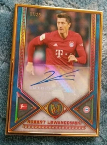 ROBERT LEWANDOWSKI AUTO #7/25 2019-20 TOPPS MUSEUMSSAMMLUNG GOLD GERAHMT - Bild 1 von 3
