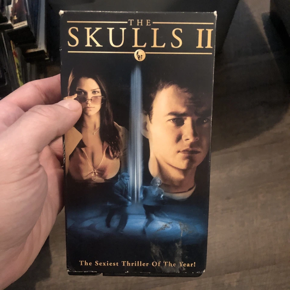 The Skulls VHS 2000 Joshua Jackson Paul Walker Hill Harper Mystery Thriller PG13 - Imagem 1 de 1