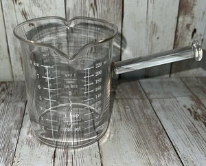 Vintage Glass Pouring Beaker Spout w/ Handle 3.5" Tall Clear cook Ware 8oz 236ml - Picture 1 of 8
