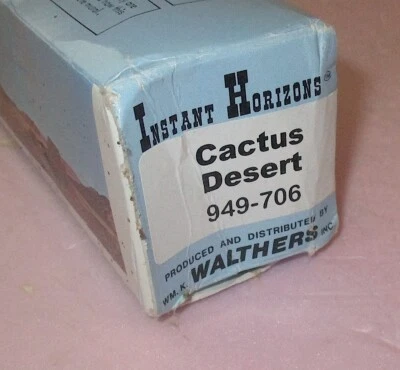 Walthers 949-706 Instant Horizons Background Scenes Saguaro Cactus Desert  NEW - Image 1 of 3