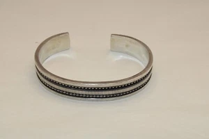 Navajo Cuff Tahe Native American Sterling Silver Bracelet - Picture 1 of 7