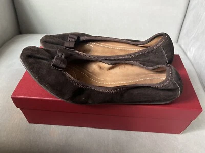 Salvatore Ferragamo My Joy Negro Marrón Gamuza Cuero Varina Arco Zapatos Planos 9 M Foto 1 de 4