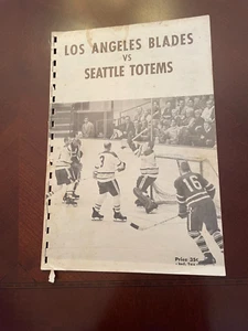 Seattle Totems 1964-65 @ Los Angeles Blades WHL Hockey Program GD - Imagen 1 de 3