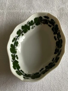 Schale, Anreichschale, Anbietschale, kleines Schälchen, Meissen, Weinlaub - Bild 1 von 4