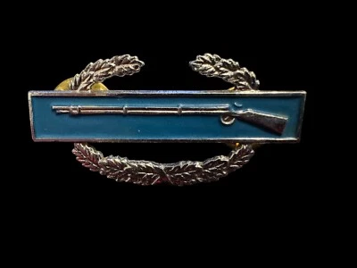 Значок боевой пехоты армии Второй мировой войны в коробке синий серебристый длина 1,625 дюйма W1 - Изображение 1 из 2